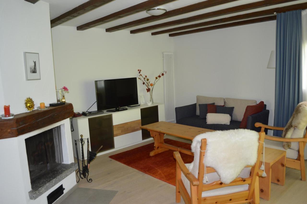 Residenz La Mora Apartment La Punt-Chamues-ch Ngoại thất bức ảnh