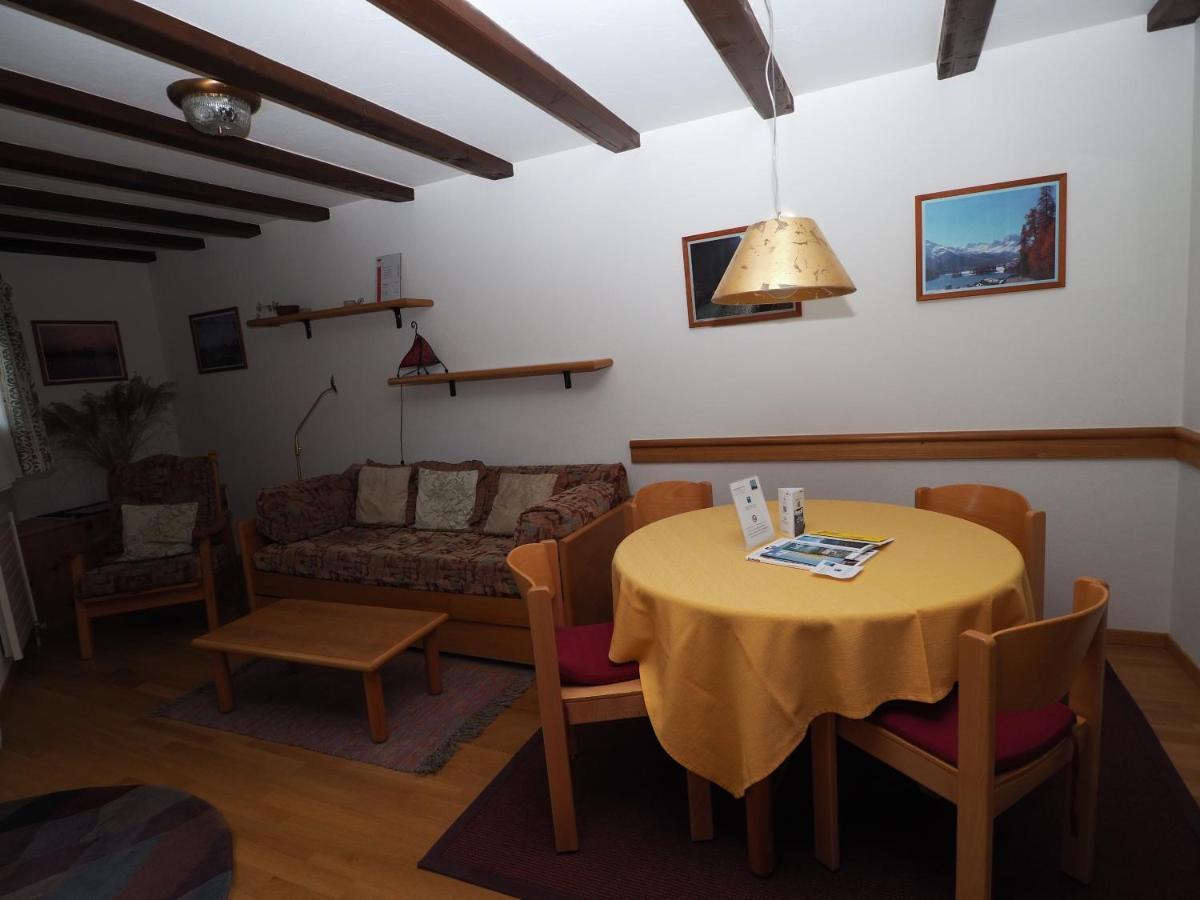 Residenz La Mora Apartment La Punt-Chamues-ch Ngoại thất bức ảnh