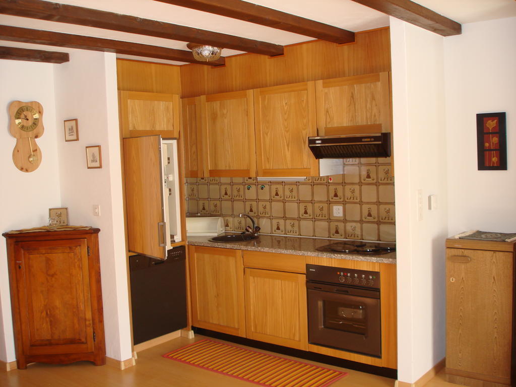 Residenz La Mora Apartment La Punt-Chamues-ch Phòng bức ảnh